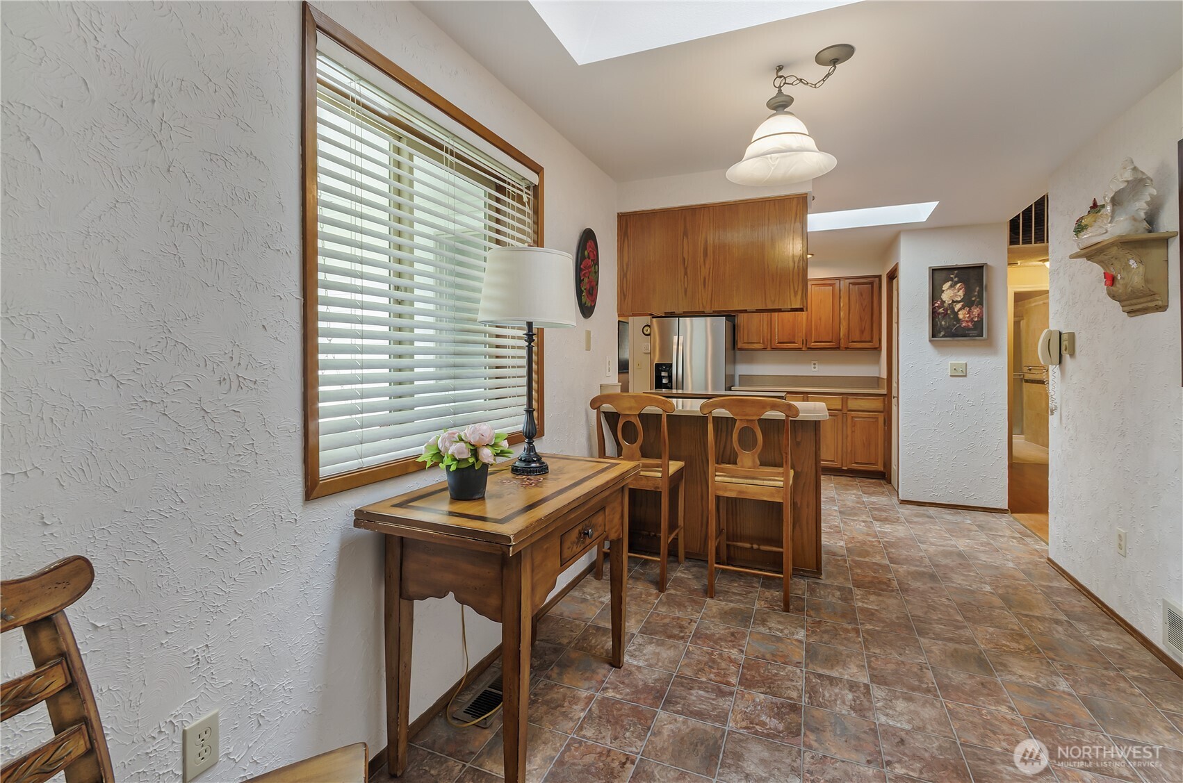408 Stonewood Drive SE, Olympia, WA 98513