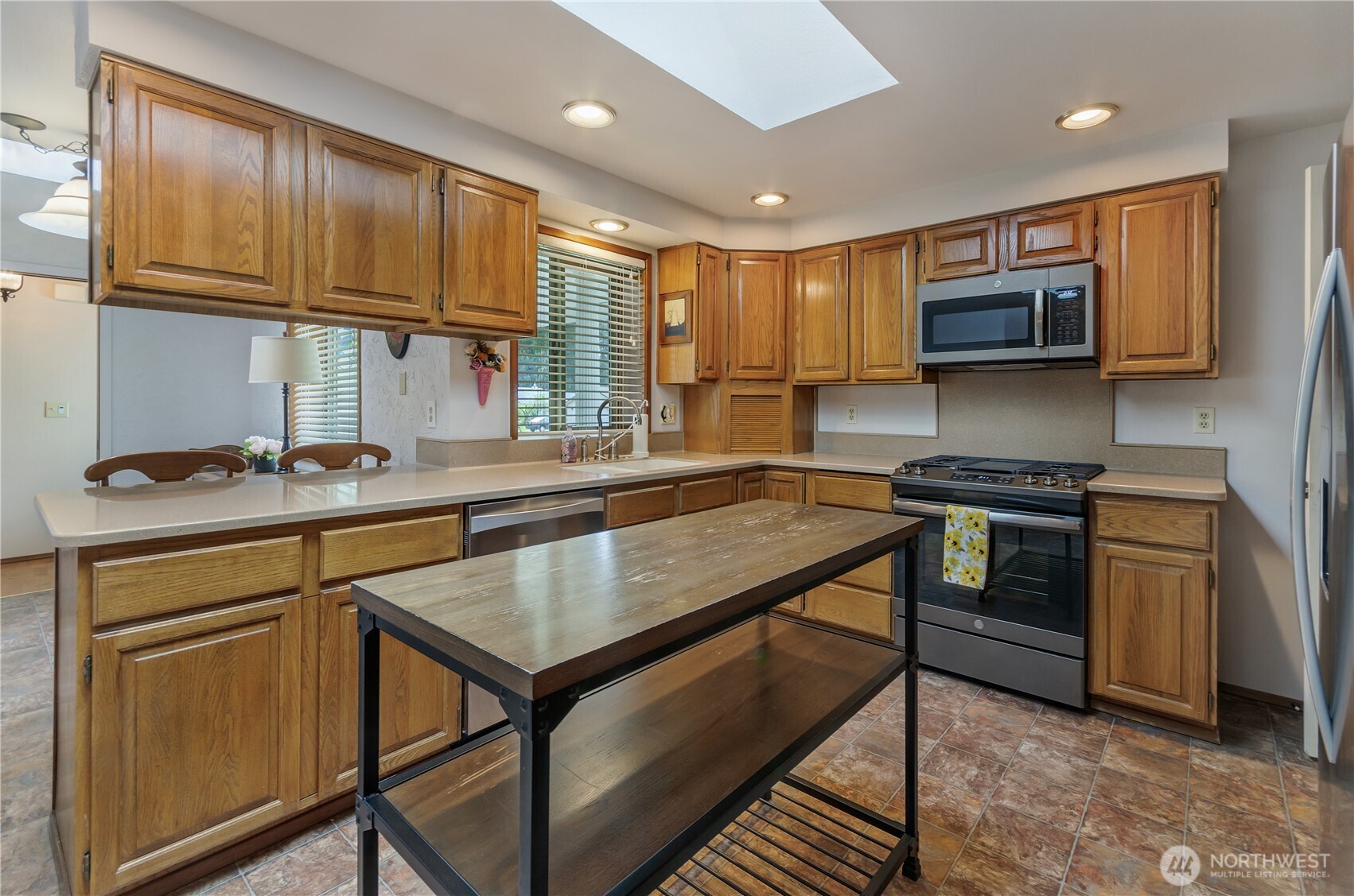 408 Stonewood Drive SE, Olympia, WA 98513