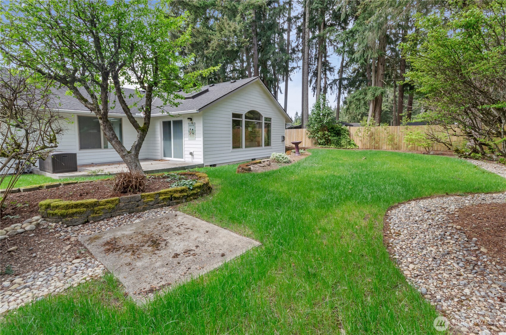408 Stonewood Drive SE, Olympia, WA 98513