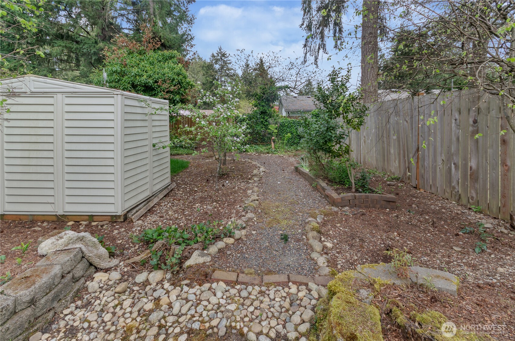 408 Stonewood Drive SE, Olympia, WA 98513