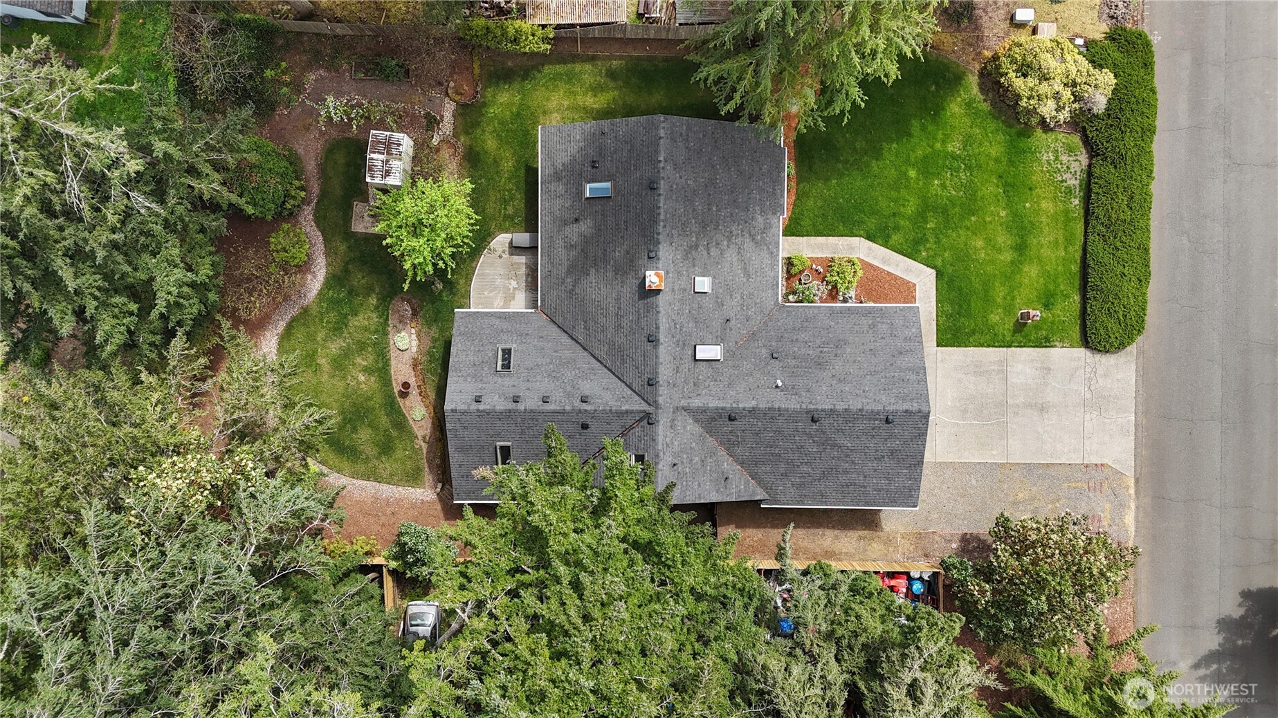 408 Stonewood Drive SE, Olympia, WA 98513