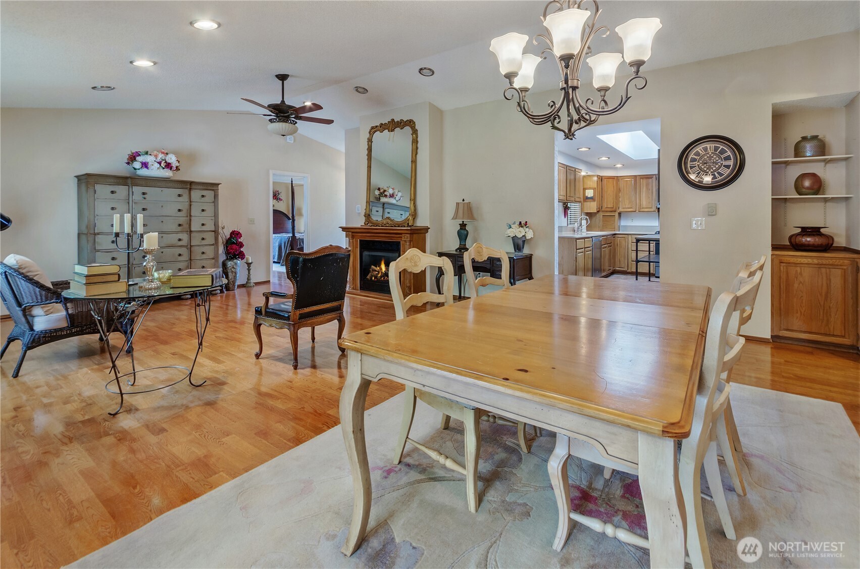 408 Stonewood Drive SE, Olympia, WA 98513