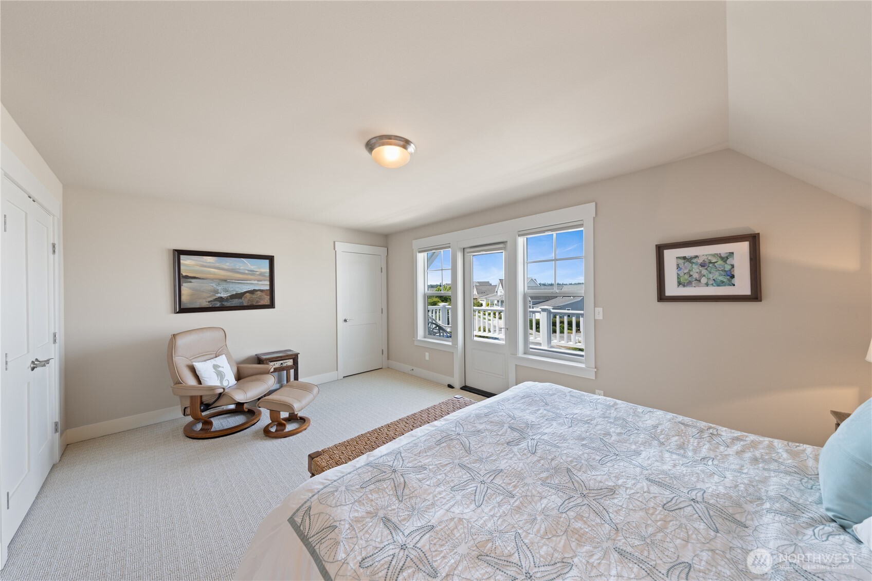4417 Schooner Drive , Anacortes, WA 98221-4062