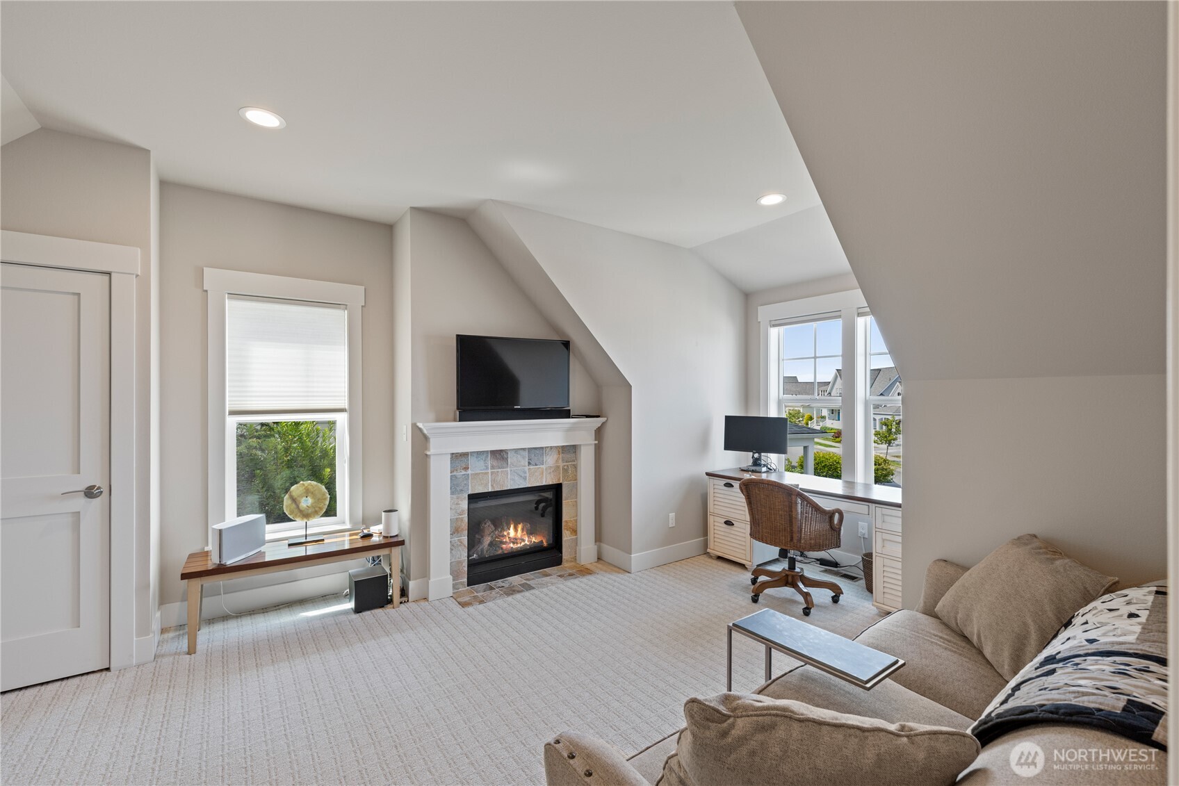 4417 Schooner Drive , Anacortes, WA 98221-4062