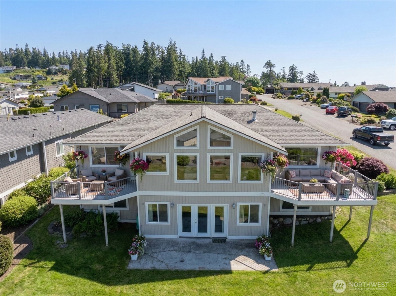 1042 Shorecrest Place , Camano Island, WA 98282