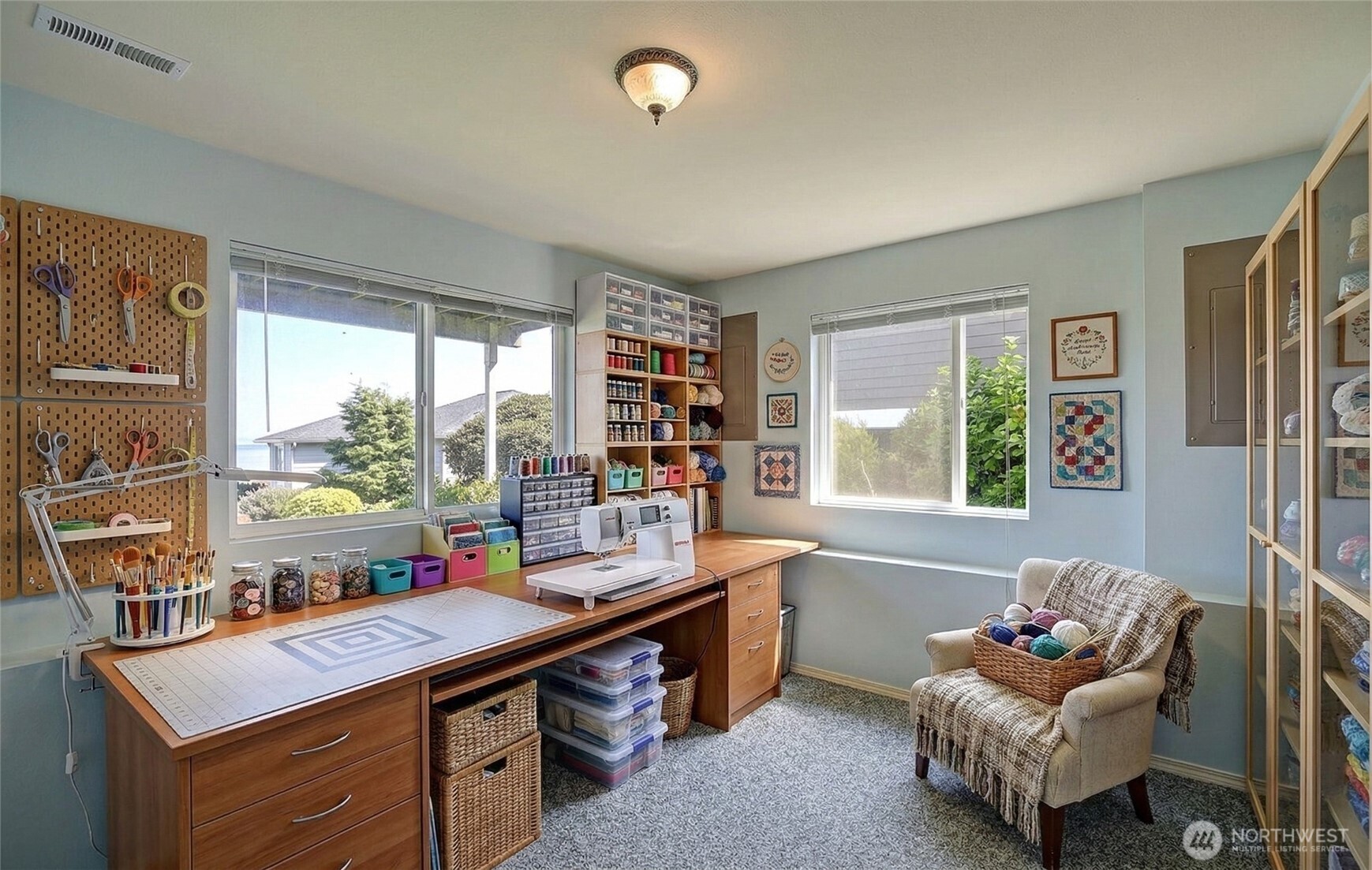 1042 Shorecrest Place , Camano Island, WA 98282