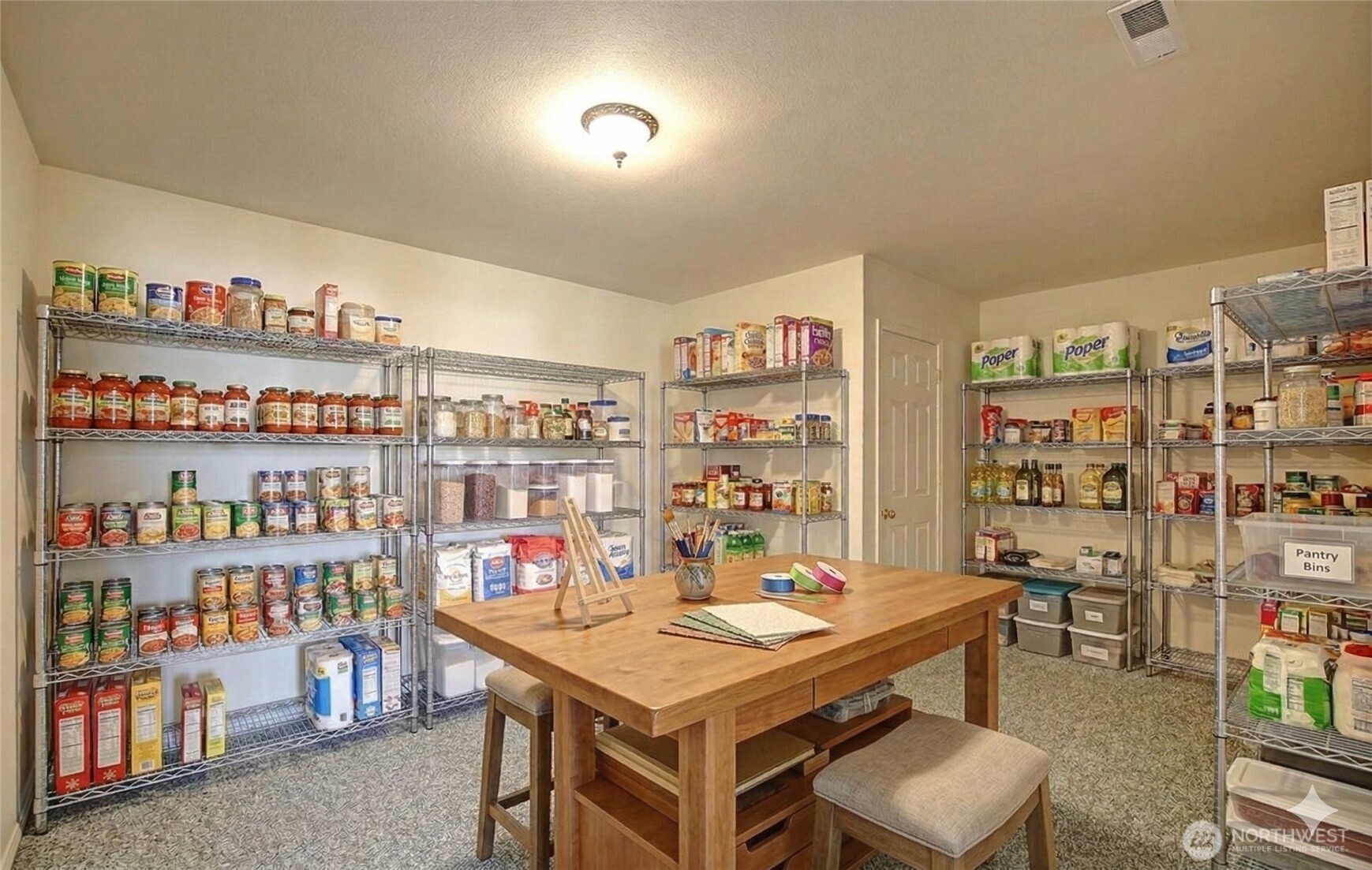 1042 Shorecrest Place , Camano Island, WA 98282