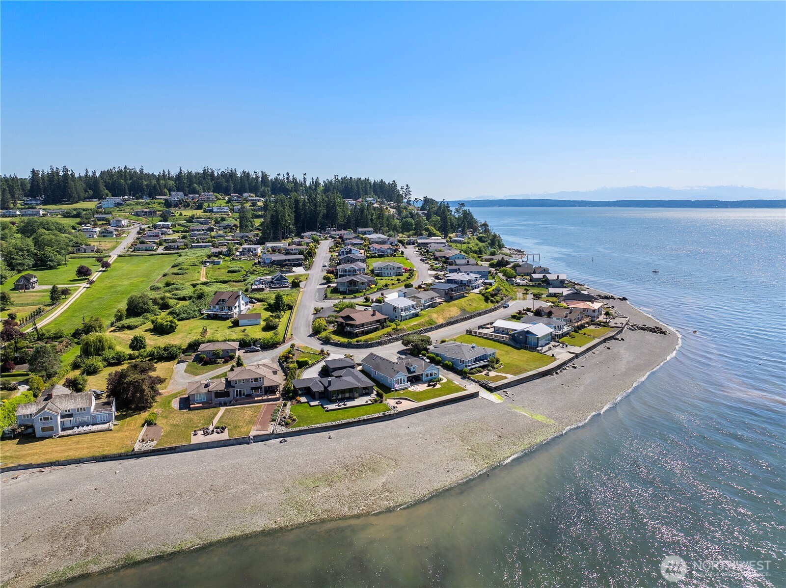 1042 Shorecrest Place , Camano Island, WA 98282