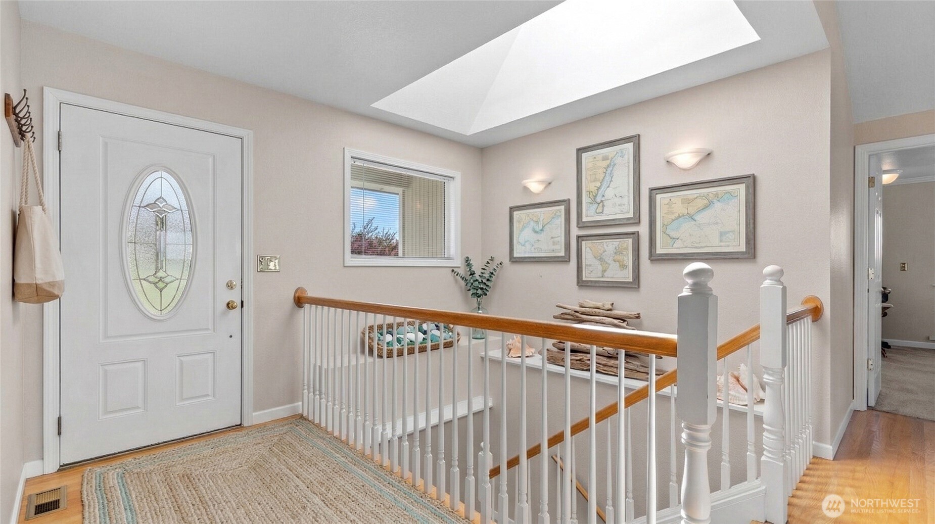 1042 Shorecrest Place , Camano Island, WA 98282