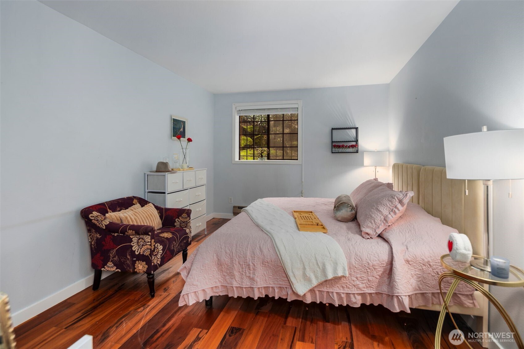 11419 99th Place NE #102, Kirkland, WA 98033