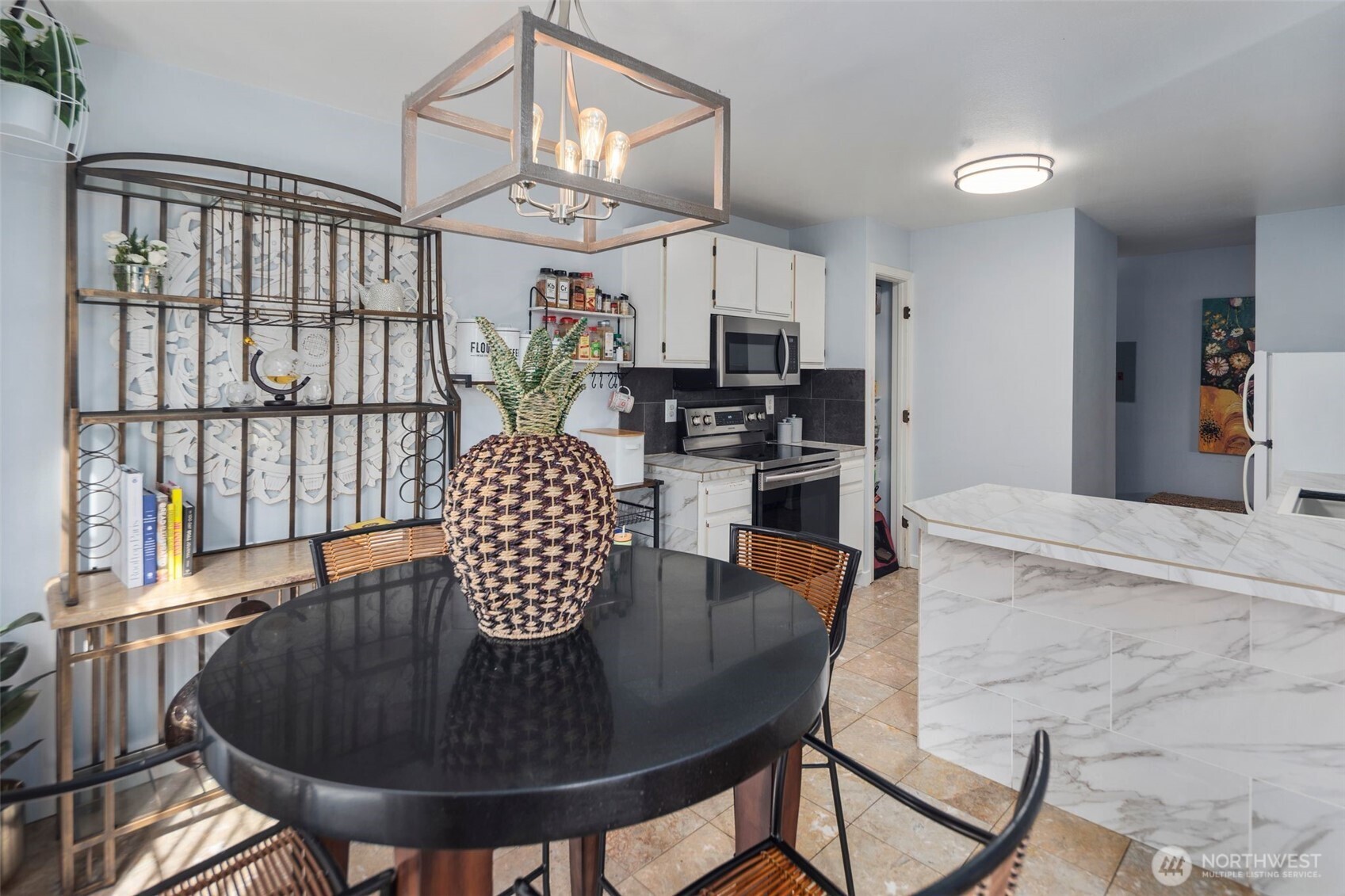 11419 99th Place NE #102, Kirkland, WA 98033