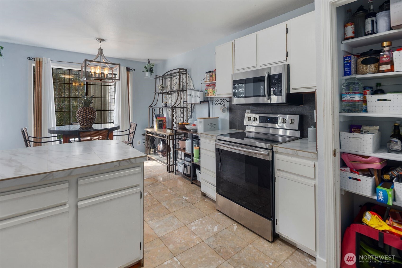 11419 99th Place NE #102, Kirkland, WA 98033