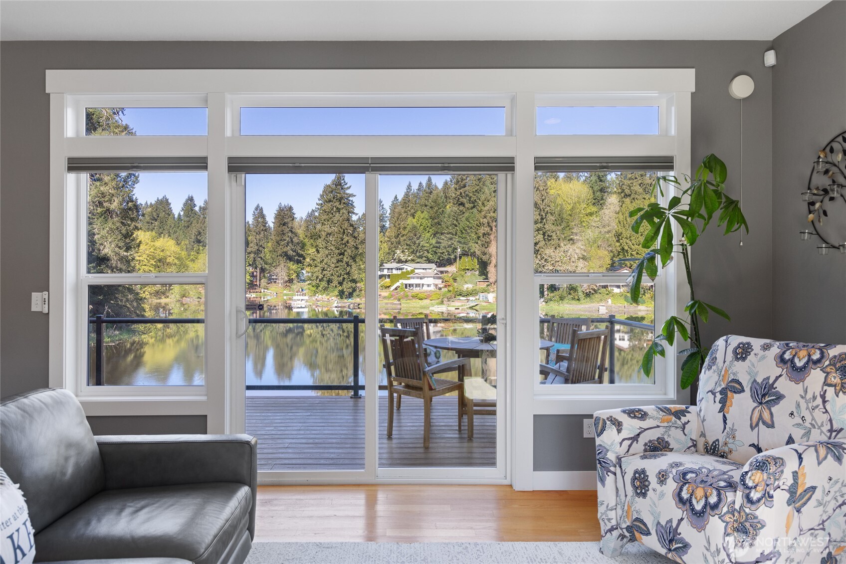 4937 Thompson Lane SE, Olympia, WA 98513