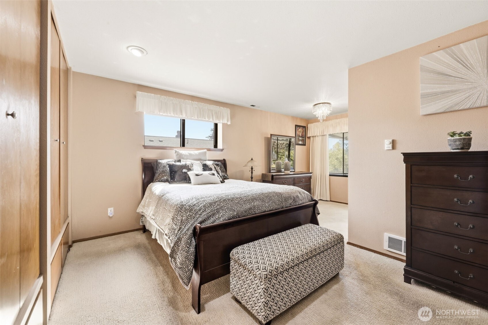 614 E 84th Street , Tacoma, WA 98445