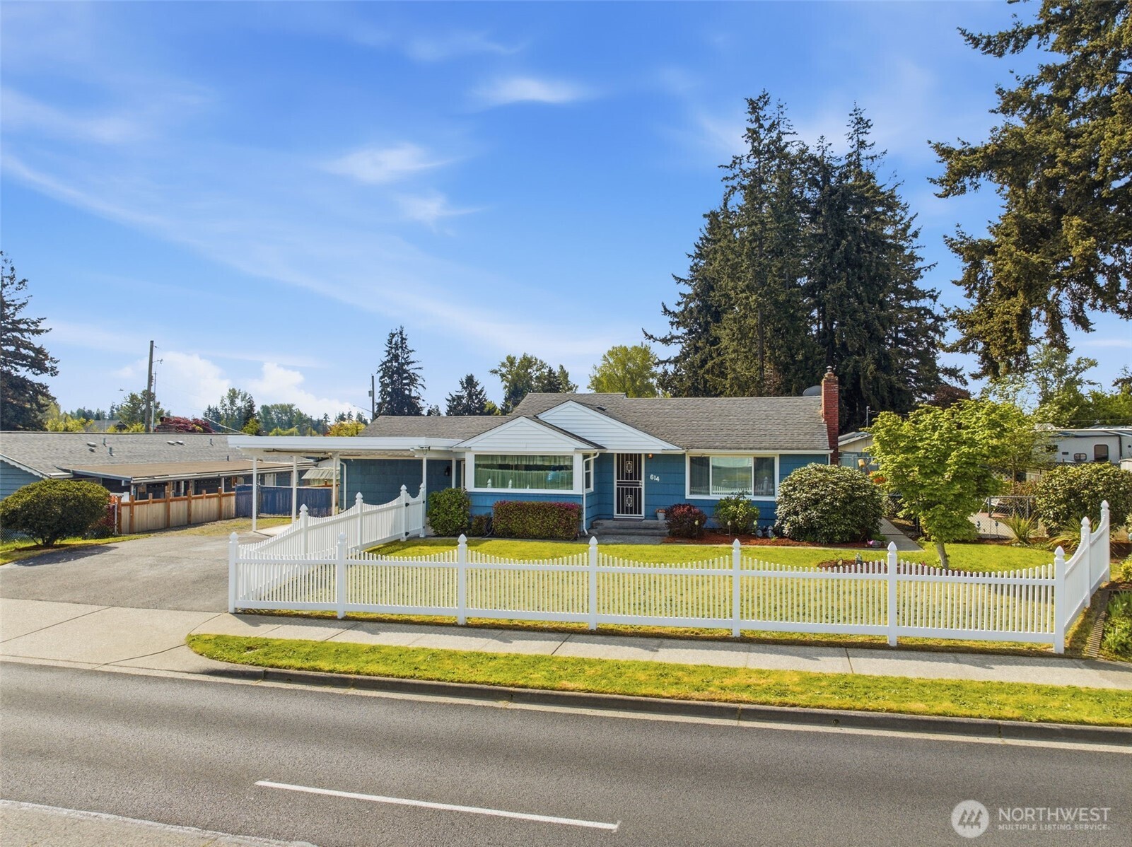 614 E 84th Street , Tacoma, WA 98445