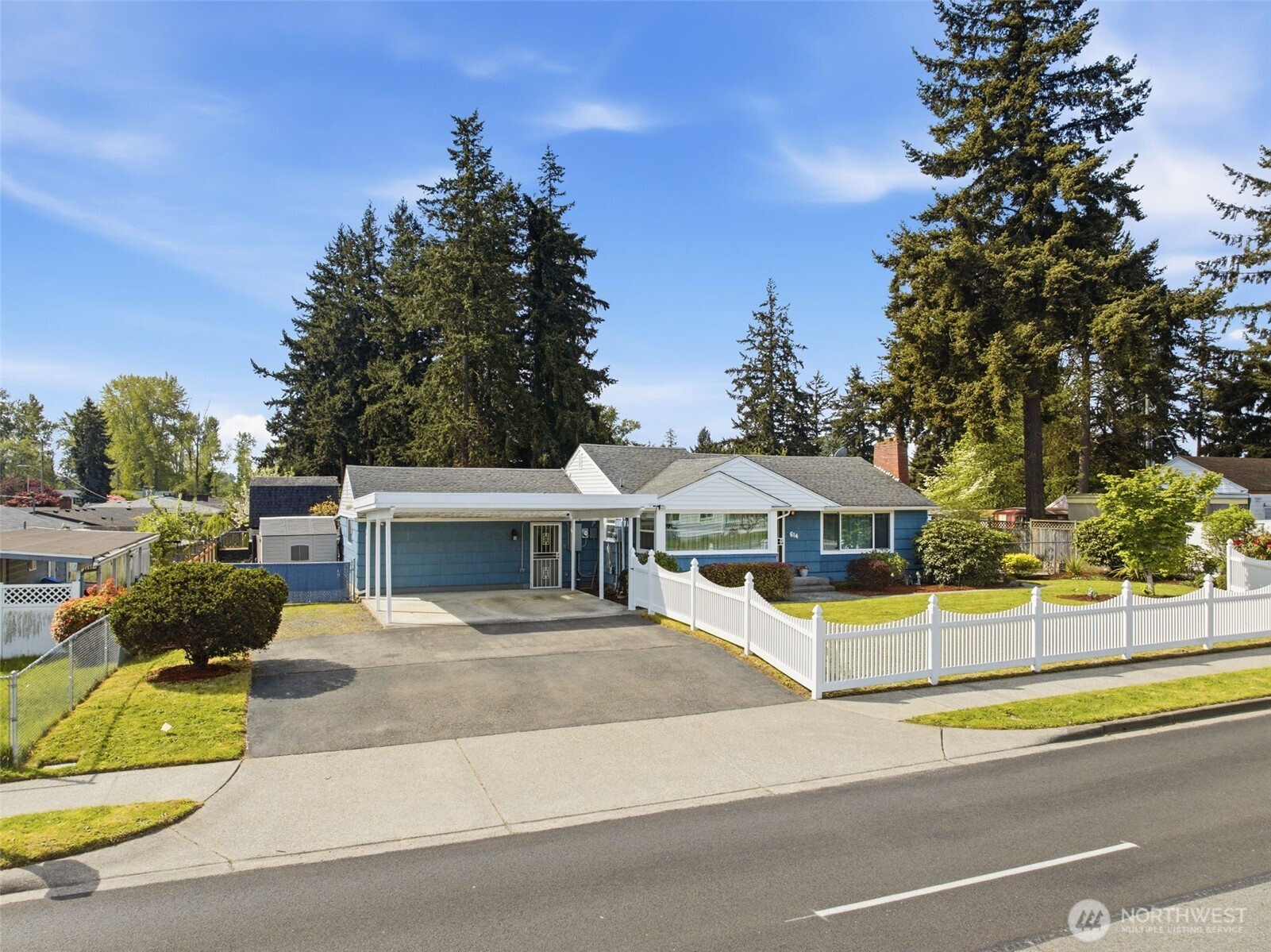 614 E 84th Street , Tacoma, WA 98445