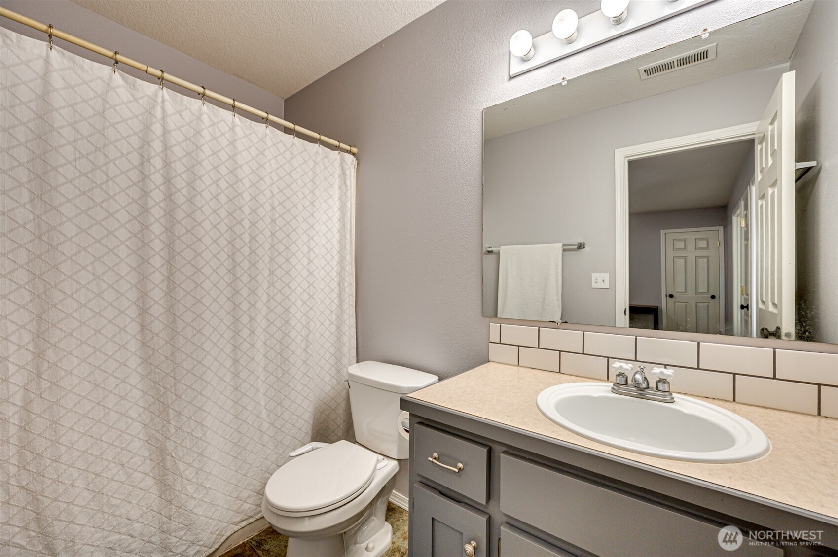 1978 Meadowood Loop , Woodland, WA 98674