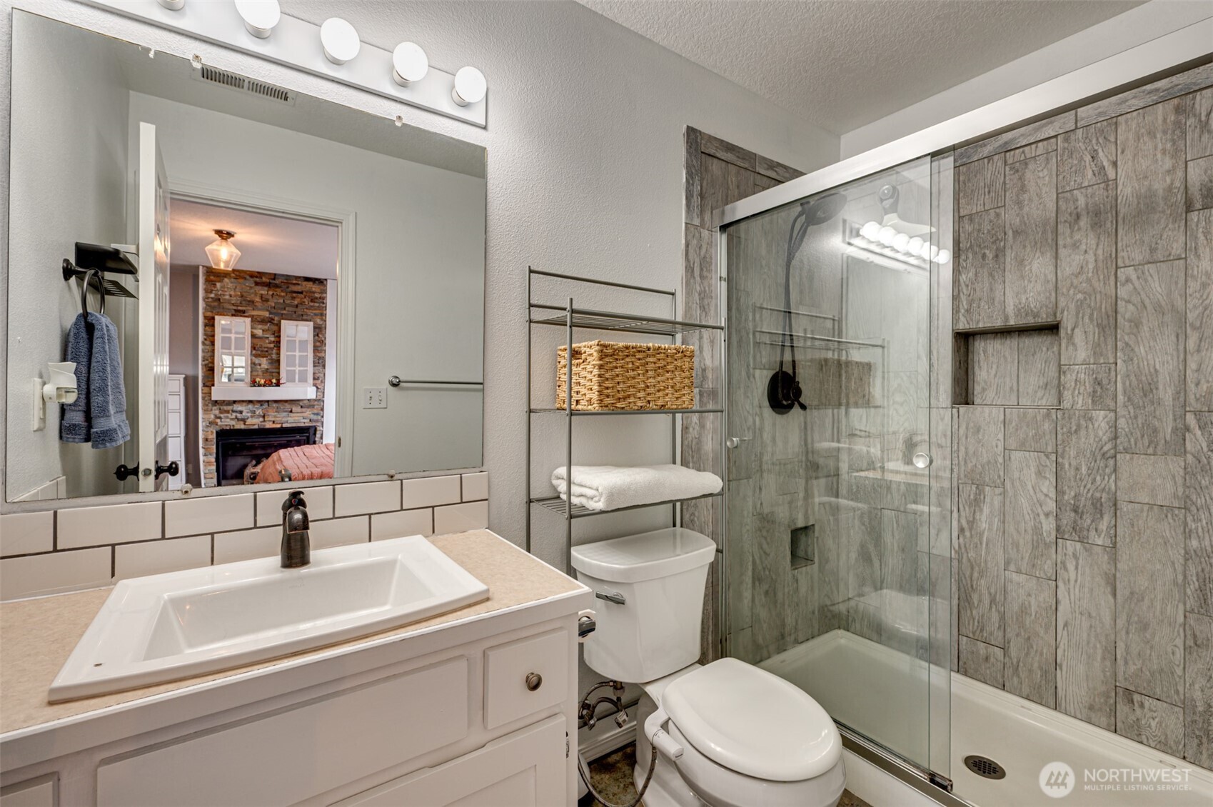 1978 Meadowood Loop , Woodland, WA 98674