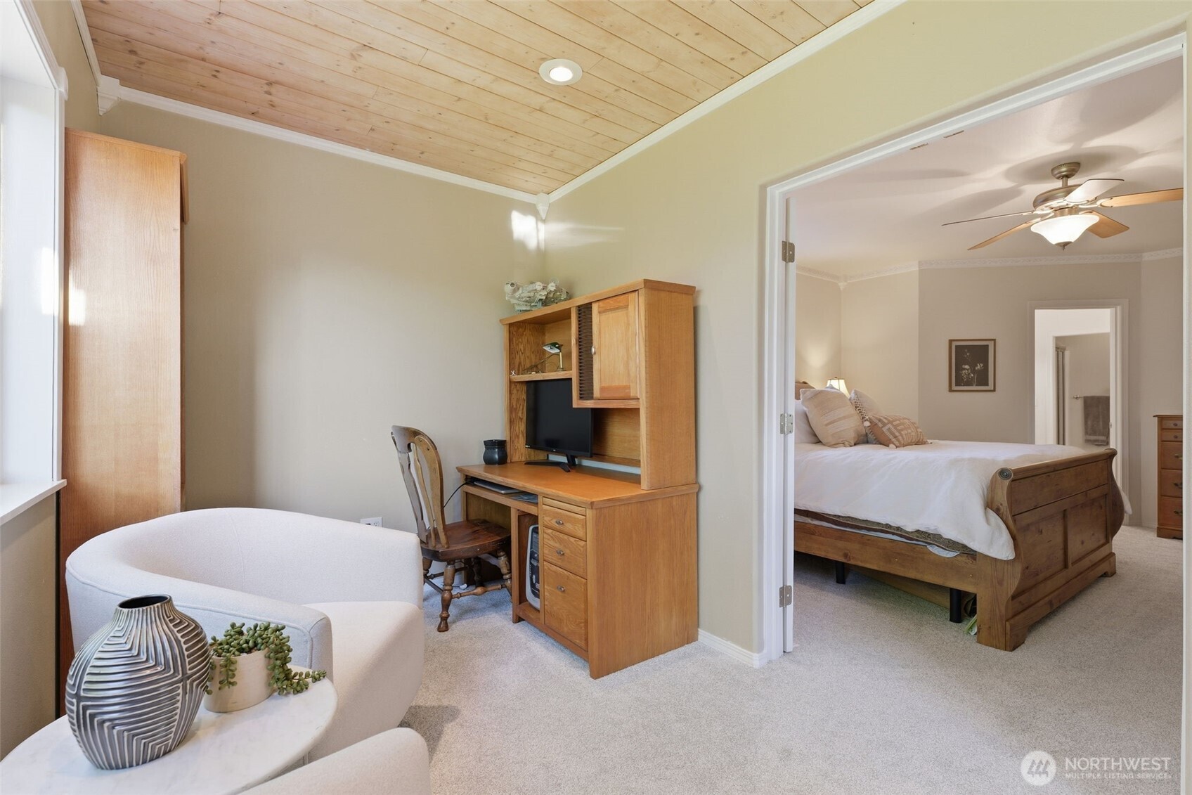 707 Gove Street , Steilacoom, WA 98388