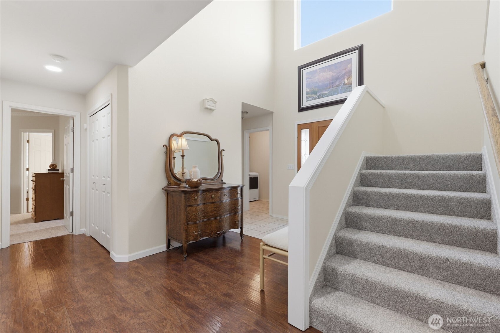 707 Gove Street , Steilacoom, WA 98388
