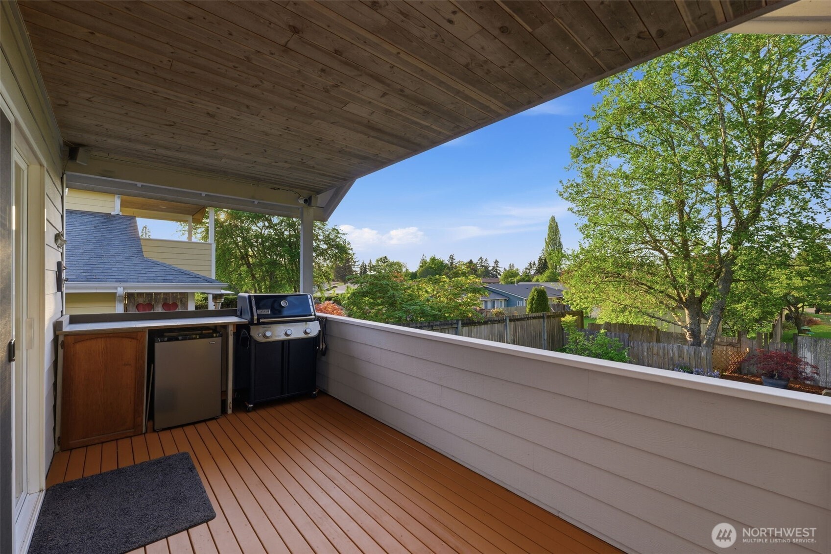 707 Gove Street , Steilacoom, WA 98388