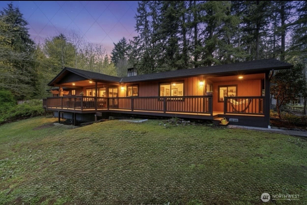 27495 Parcells Road NE, Kingston, WA 98346