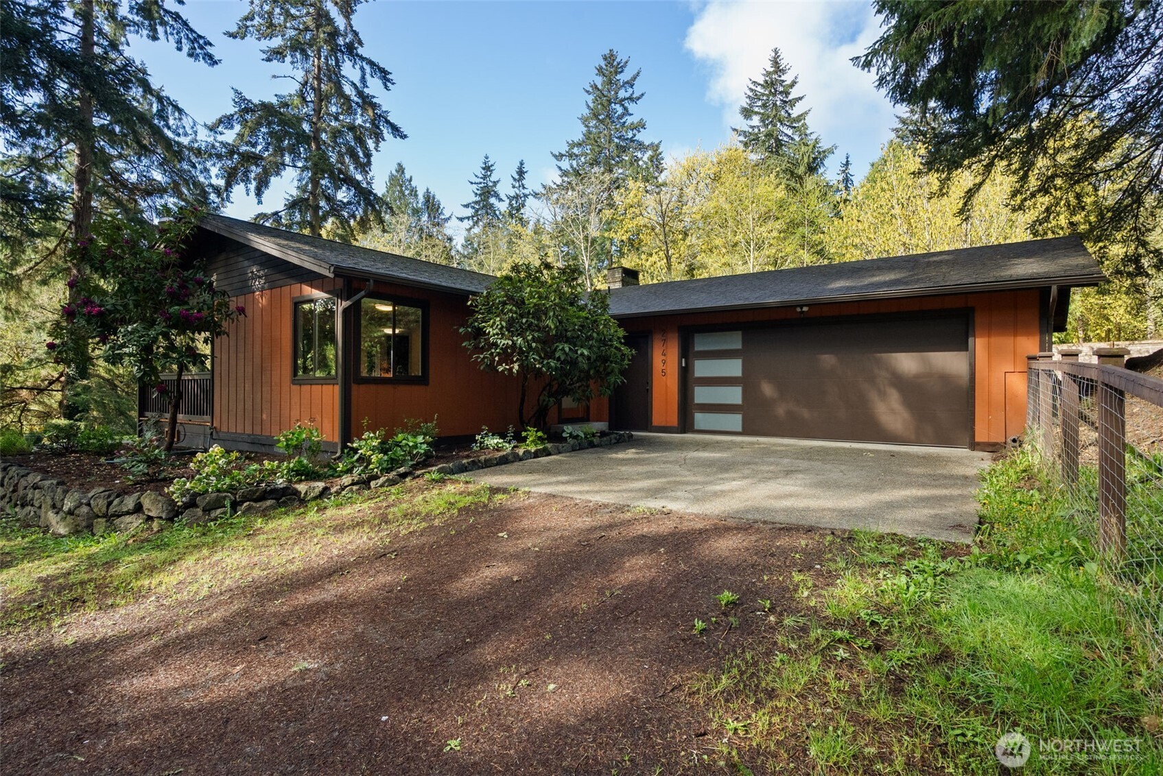 27495 Parcells Road NE, Kingston, WA 98346