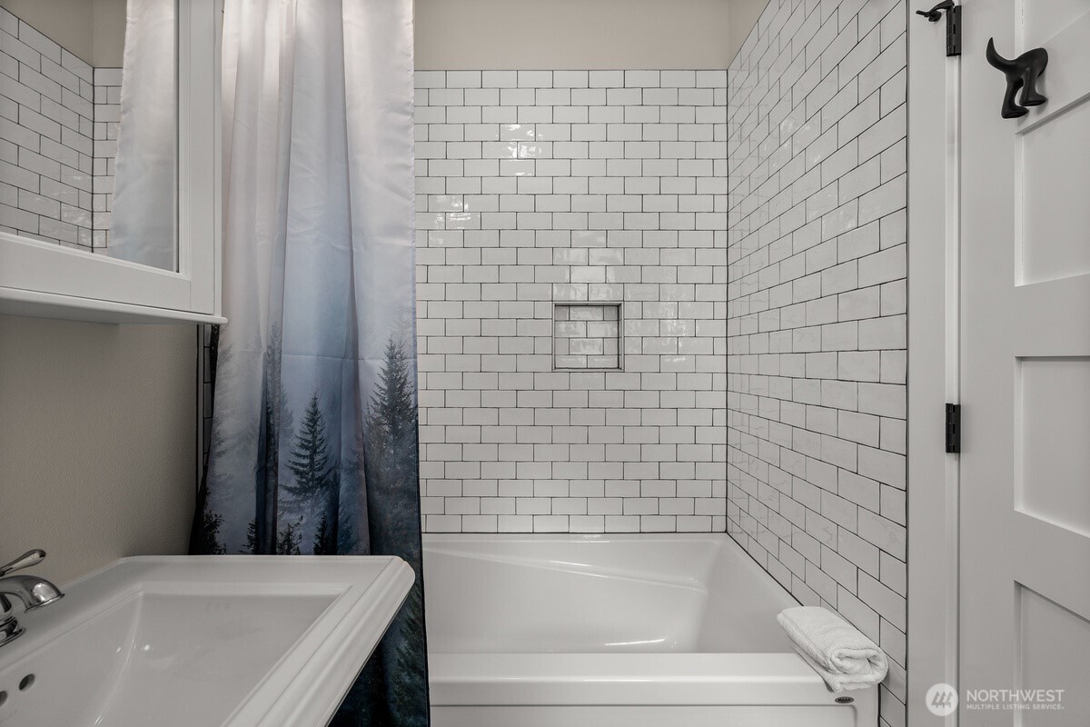 40 Cedar Run Loop , Pacific Beach, WA 98571