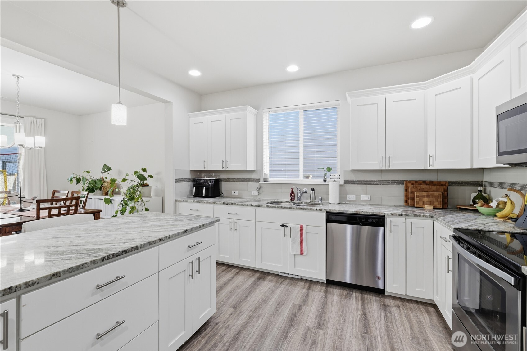 9945 Jackson St SE , Yelm, WA 98597