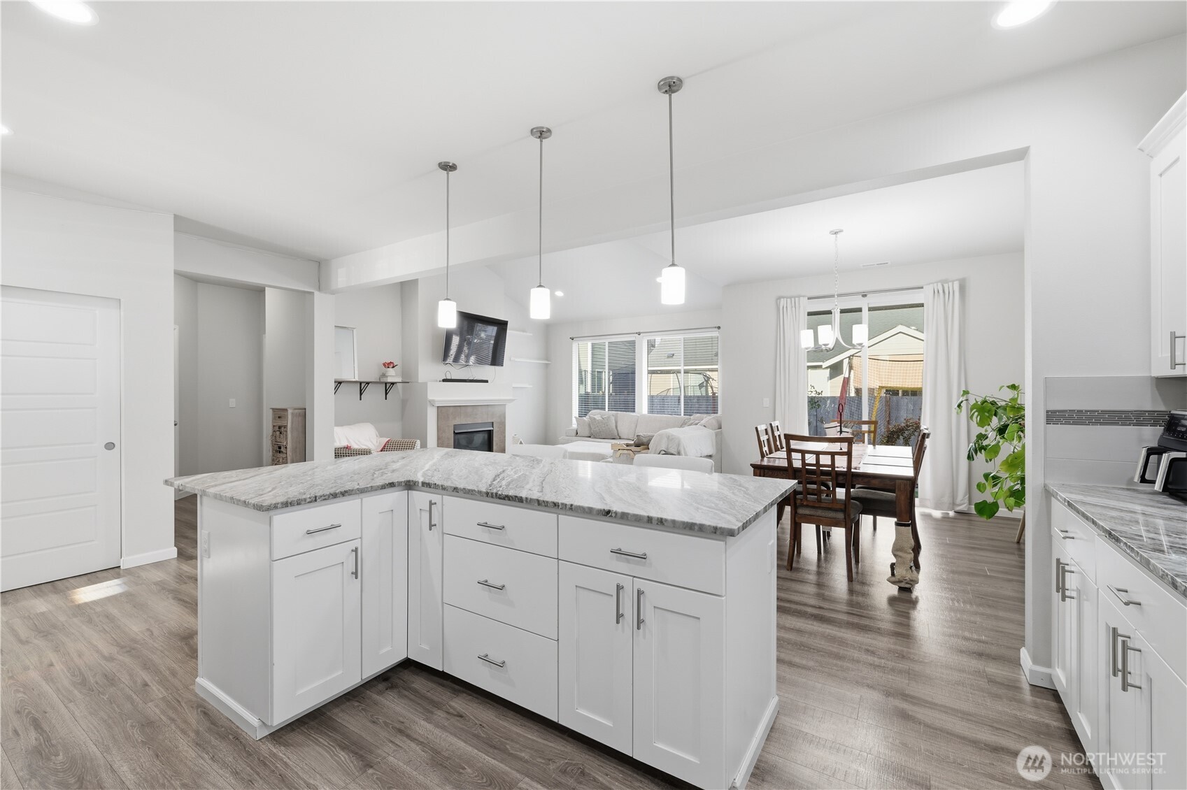 9945 Jackson St SE , Yelm, WA 98597