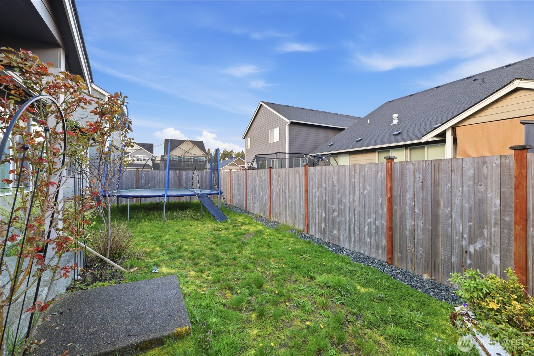 9945 Jackson St SE , Yelm, WA 98597