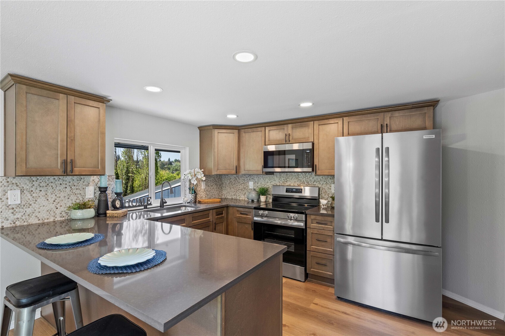 1920 E 36th Street , Tacoma, WA 98404