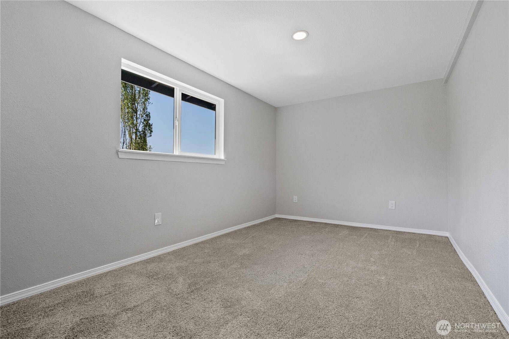1920 E 36th Street , Tacoma, WA 98404