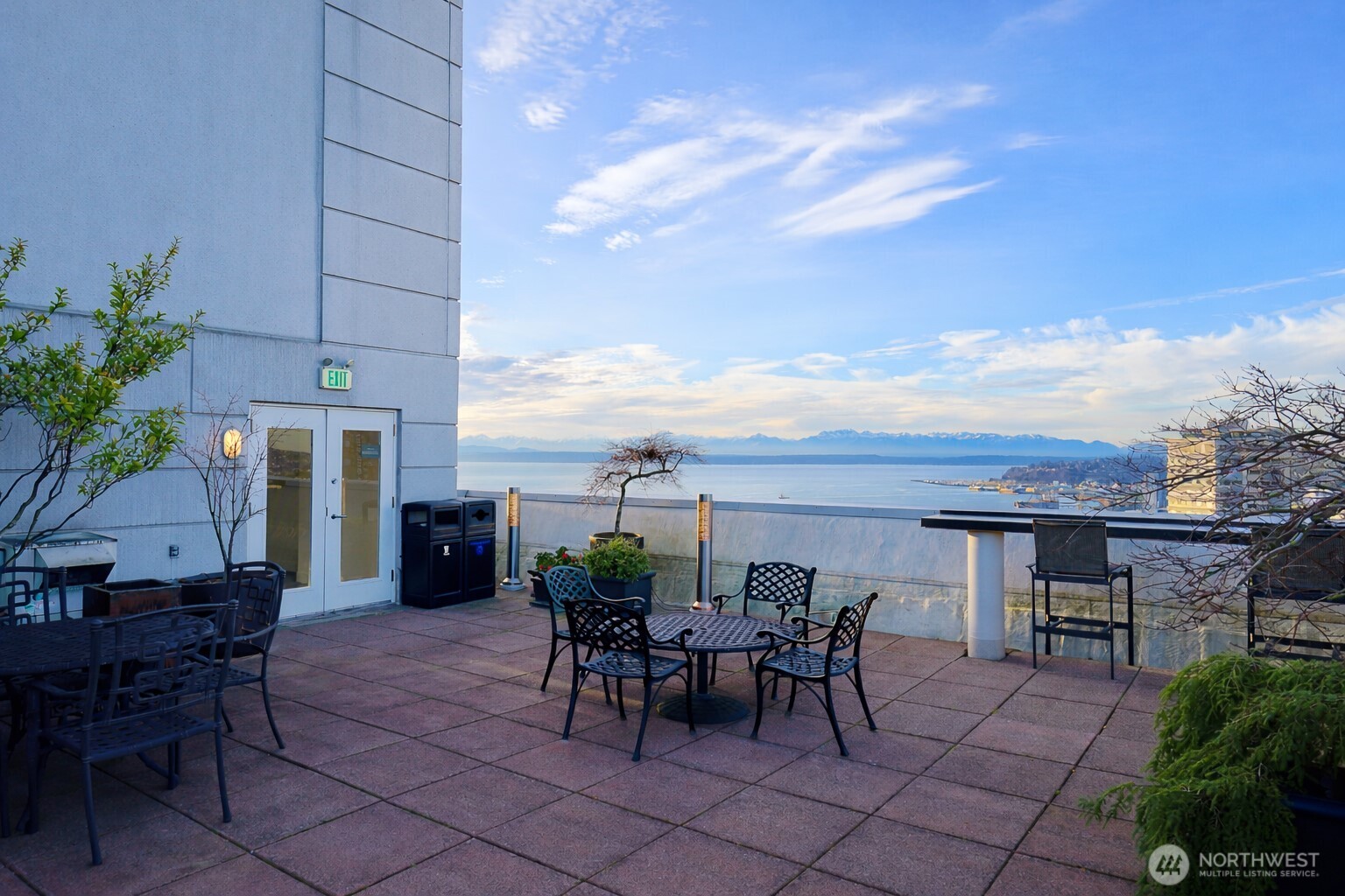 121 Vine Street #1702, Seattle, WA 98121