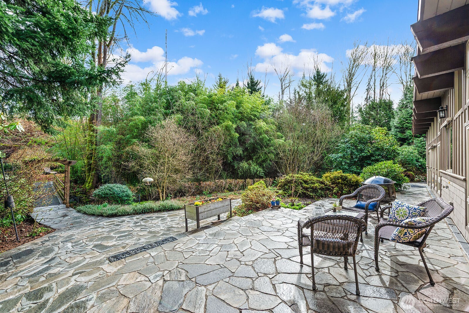 16 Cascade Key , Bellevue, WA 98006