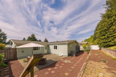 23807 7th Place W, Bothell, WA 98021 - Photo 24