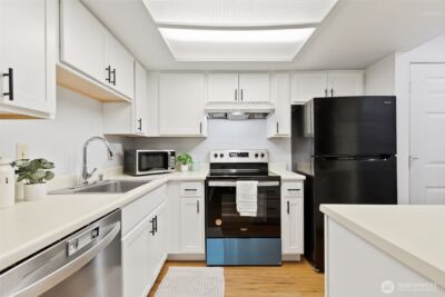 4106 Factoria Boulevard SE #205, Bellevue, WA 98006 - Photo 9