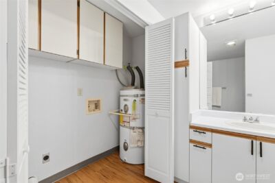 4106 Factoria Boulevard SE #205, Bellevue, WA 98006 - Photo 15