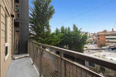 412 11th Avenue #209, Seattle, WA 98122 - Photo 21