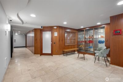 412 11th Avenue #209, Seattle, WA 98122 - Photo 29