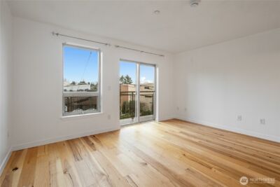 412 11th Avenue #209, Seattle, WA 98122 - Photo 10