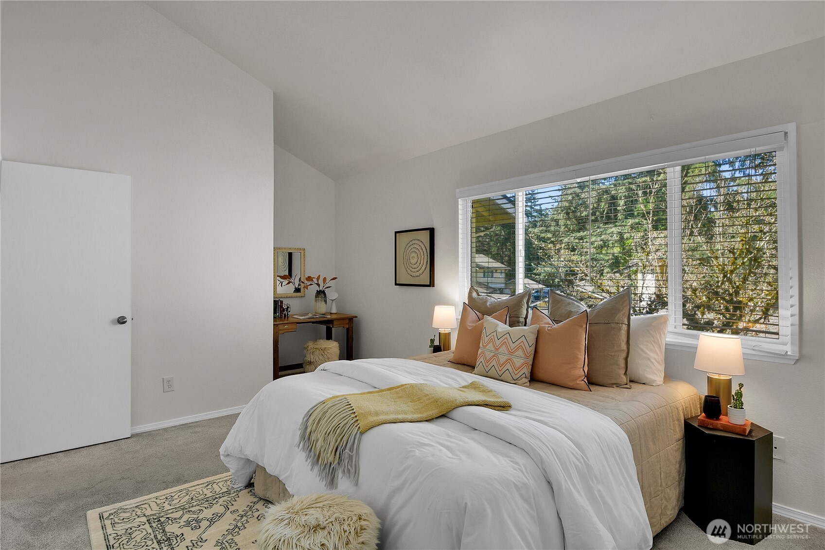 14777 NE 51st Street #L4, Bellevue, WA 98007