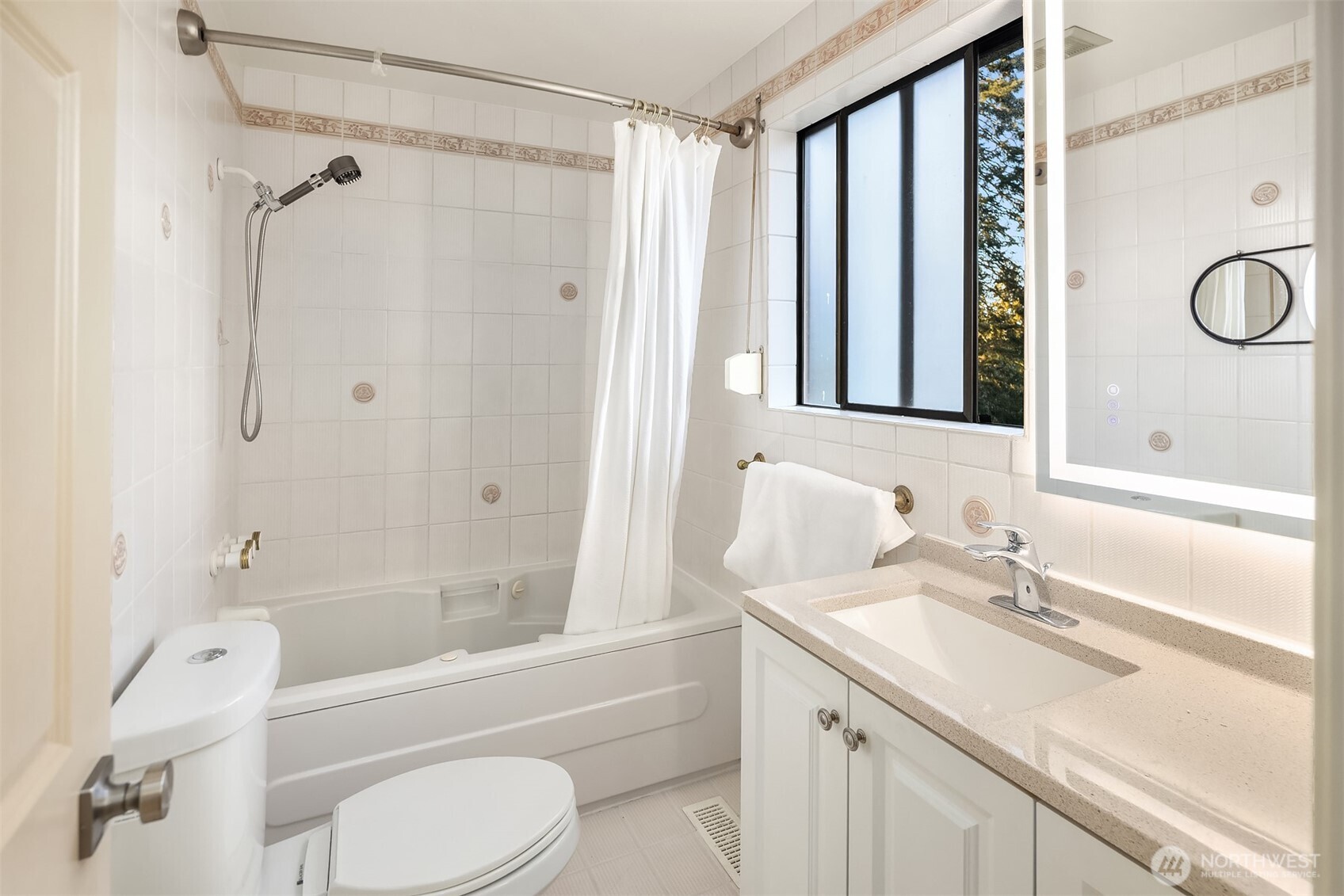 14116 NE 62nd Street , Redmond, WA 98052