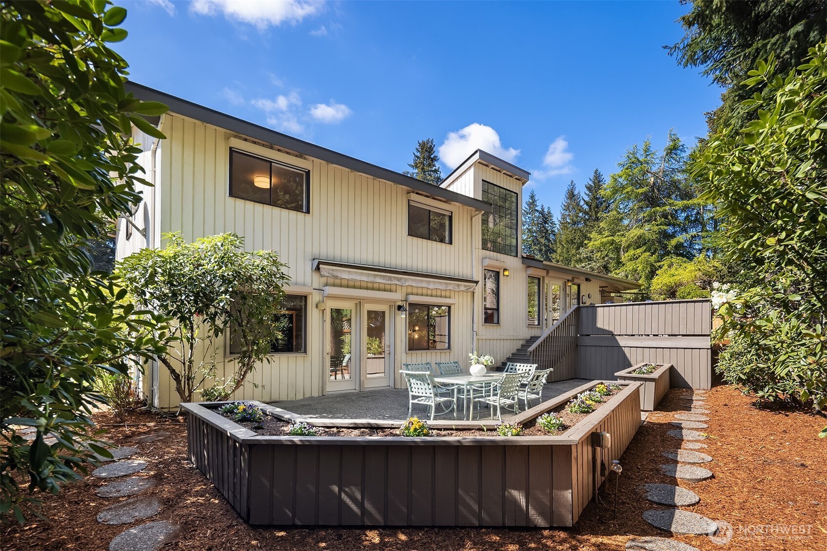 14116 NE 62nd Street , Redmond, WA 98052