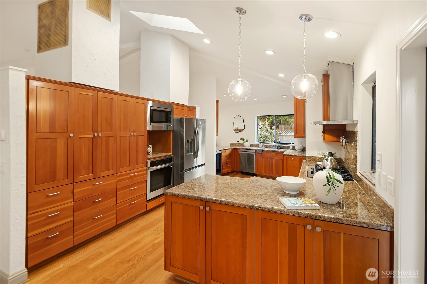 14116 NE 62nd Street , Redmond, WA 98052