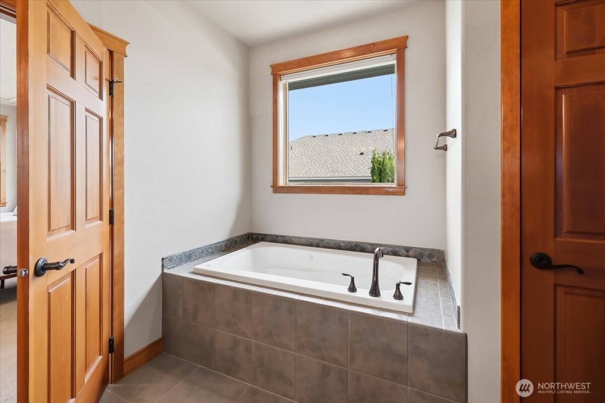 2309 S Morningside Heights Drive , Spokane, WA 99016