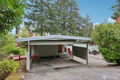 12226 SE 25th Street , Bellevue, WA 98005 - Photo 2