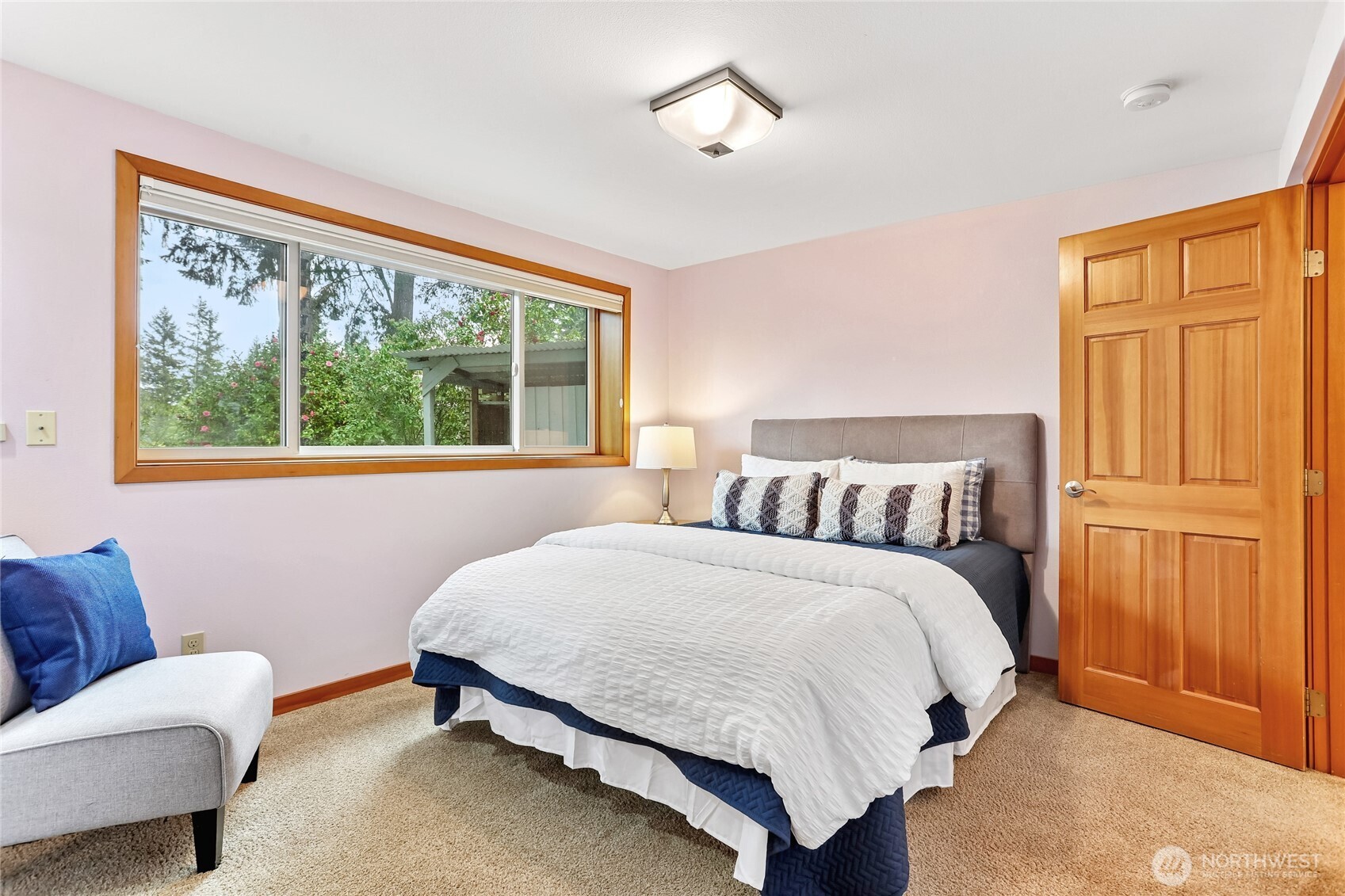 12226 SE 25th Street , Bellevue, WA 98005