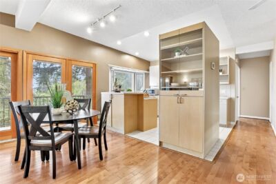 12226 SE 25th Street , Bellevue, WA 98005 - Photo 9
