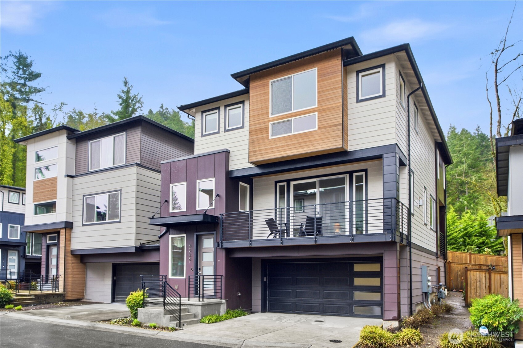 8328 138th Ln SE , Newcastle, WA 98059